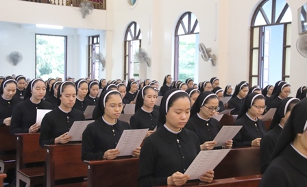 Bế Mạc Khoá Tĩnh Tâm Dành Cho Khối Học Viện Hội Dòng Mến Thánh Giá Hưng Hoá