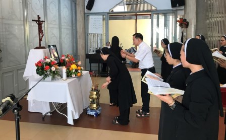 Nghi thức tưởng niệm Đức Cha Lambert – Đấng Sáng Lập Dòng Mến Thánh Giá tại Cộng Đoàn Mến Thánh Giá Camelô