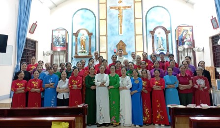 Nghi Thức Cam Kết Lần Đầu, Cam Kết Tạm, Và Cam Kết Vĩnh Viễn Của Anh Chị Em Hiệp Hội Tín Hữu Mến Thánh Giá Giáo Xứ Vàng Cài