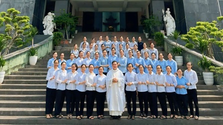 Cộng Đoàn Mến Thánh Giá Sơn Tây Hành Hương Về Nguồn – Gặp Gỡ Cội Nguồn Đức Tin và Ơn Gọi