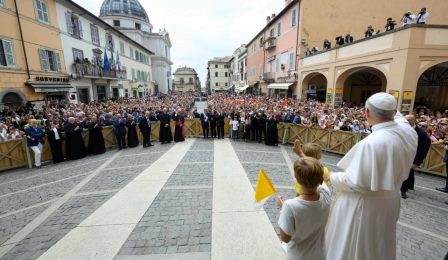 Kinh Truyền Tin (15/8) Lễ Đức Mẹ Hồn Xác Lên Trời: Hy Vọng Cho Chúng Ta