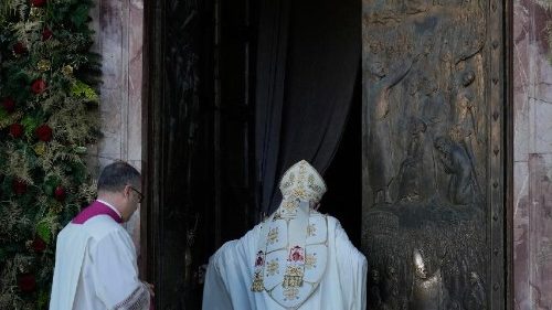 Đóng Cửa Thánh tại Vương Cung Thánh Đường Thánh Phao-lô Ngoại Thành