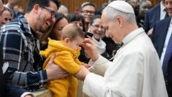 Tiếp kiến chung 04/02/2026 - ĐTC Lêô XIV: Kinh Thánh không thể bị giản lược thành một thông điệp thuần túy nhân đạo hay xã hội