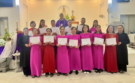 Hiệp Hội Tín Hữu Mến Thánh Giá Giáo Xứ Dư Ba: Hội Nghị Bầu Ban Điều Hành, và Thánh Lễ Cam Kết Tạm Và Vĩnh Viễn