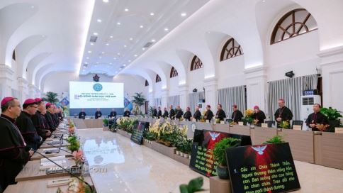 Cầu Nguyện, Đối Thoại Trong Thánh Thần Và Phân Định – Ngày Thứ Hai Của Hội Nghị Thường Niên Kỳ II/2026 Của HĐMVN