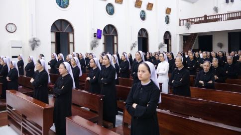 Mừng Lễ Thánh Têrêsa Hài Đồng Giêsu – Quan Thầy Khối Tập Viện
